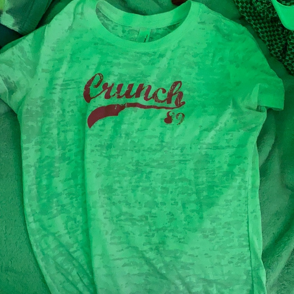 White tee